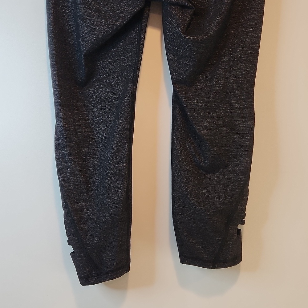 Athleta Capi Lattice Leggings Vented Pants Women's Sz XS Charcoal Gray NICE! - Picture 11 of 13